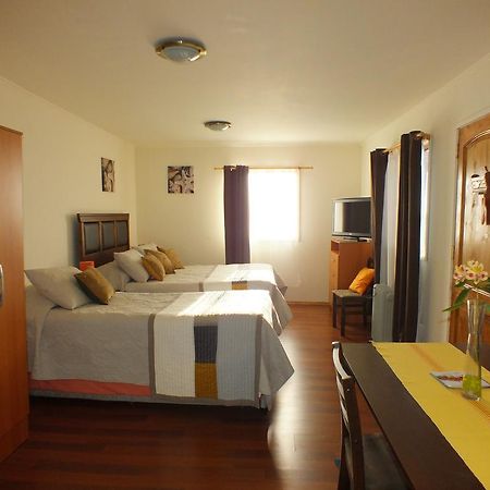 Hostal Miramar ヴァルパライソ 部屋 写真
