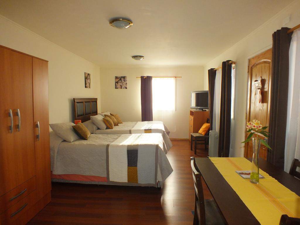 Hostal Miramar ヴァルパライソ 部屋 写真