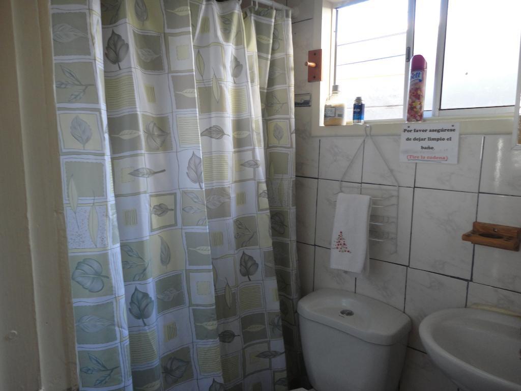 Hostal Miramar ヴァルパライソ 部屋 写真